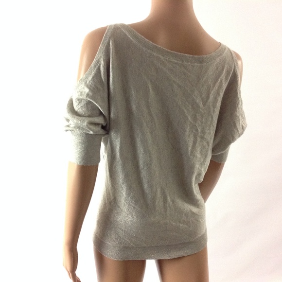 Express Women's Cold Shoulder Gray Top Size XS - Picture 2 of 4